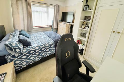 20 Bramblys Drive, Basingstoke, RG21 8UN