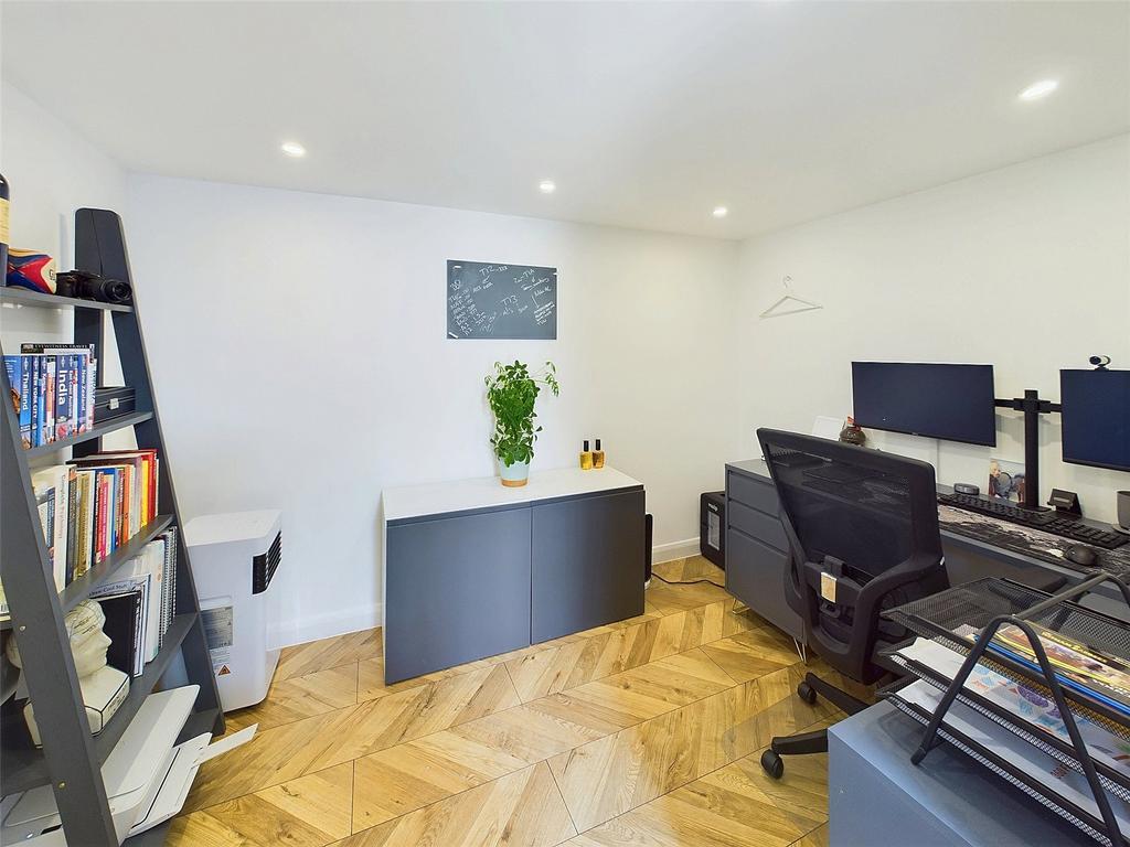 Picture 5