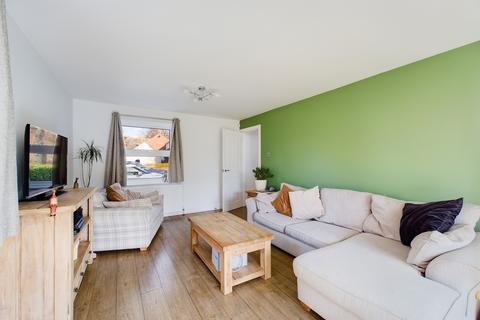 41 Barwell Way, Witham, CM8 2TY