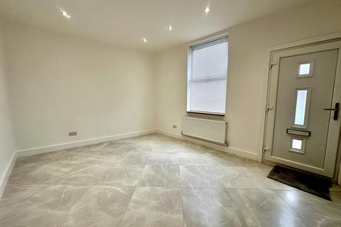 4 bedroom end of terrace house for sale, Walsall Road, Wednesbury WS10