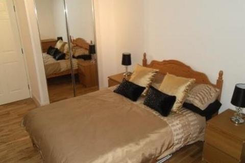 2 bedroom flat to rent, Claremont Grove, Aberdeen AB10