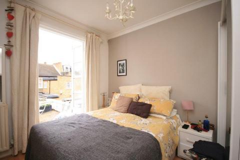 1 bedroom apartment to rent, Greyhound Road, W6