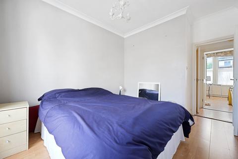 1 bedroom apartment to rent, Greyhound Road, W6