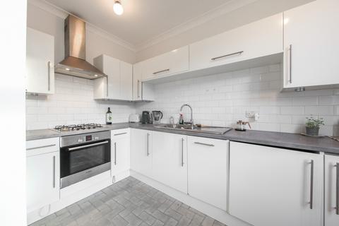 1 bedroom apartment to rent, Greyhound Road, W6