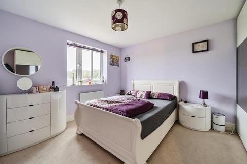 4 bedroom detached house to rent, St. Anne Gardens,  Basingstoke,  RG24