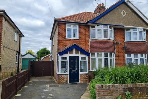 4 bedroom semi-detached house for sale, Chilton Avenue, Stowmarket IP14