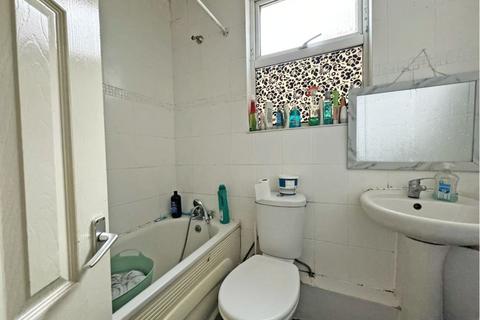 undefined, Wallington Road, Ilford, Essex, IG3