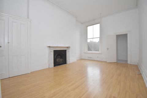 2 bedroom flat to rent, Castle Hill Rochester ME1