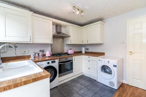 2 bedroom terraced house for sale, Linnet Road, Abbots Langley, Herts, WD5