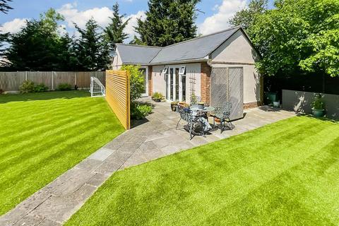 5 bedroom bungalow for sale, View Road, Cliffe Woods, Rochester, Kent