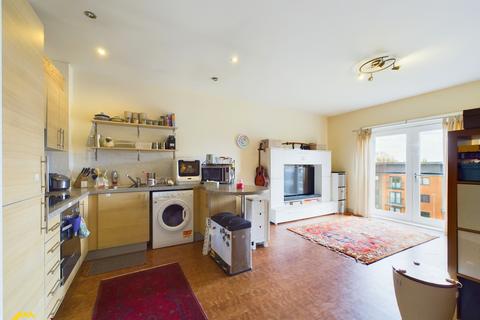 2 bedroom flat for sale, Marshall Road, Banbury OX16