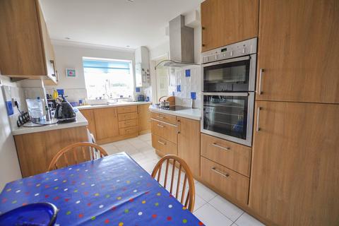 4 bedroom end of terrace house for sale, Churchill Close, Sturminster Marshall, Wimborne, BH21