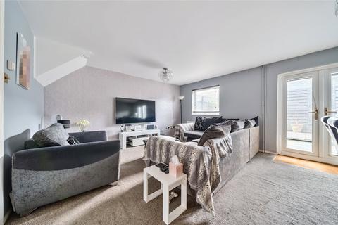 25 Page Close, Bean, Dartford, DA2 8BX
