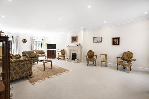 2 Alderwood Mews, Barnet, EN4 0ED