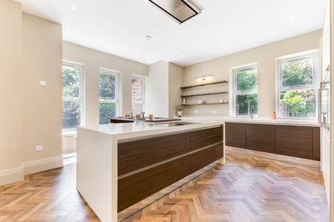 6 bedroom detached house for sale, Harrington Road, Altrincham, WA14