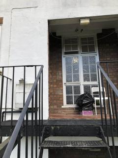 Flat 5, Beechwood Hall Regents Park Road, London, N3 3AT