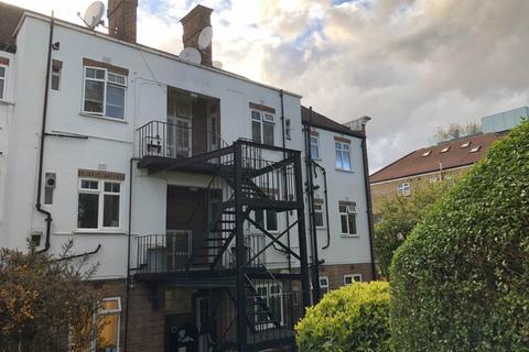 Flat 5, Beechwood Hall Regents Park Road, London, N3 3AT