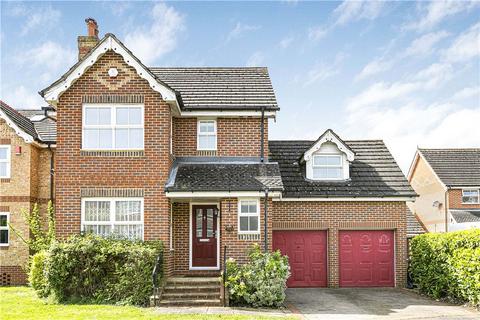 4 bedroom detached house to rent, Thorpeside Close, Staines-upon-Thames, Surrey, TW18