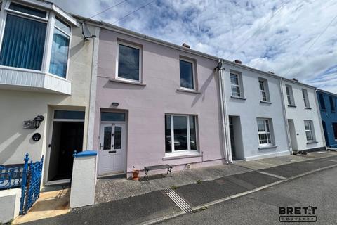 3 bedroom terraced house to rent, 10 Great Eastern Terrace, Neyland, Milford Haven, Pembrokeshire. SA73 1QA