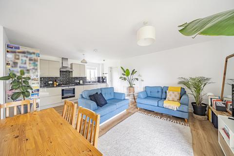 2 bedroom apartment for sale, Mayflower Close, Coombe Dingle, Bristol, BS9