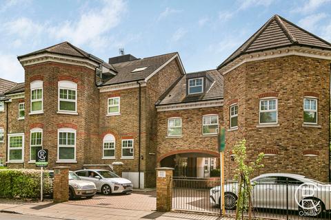 1 bedroom ground floor flat for sale, Golden Manor, Hanwell, LONDON, W7