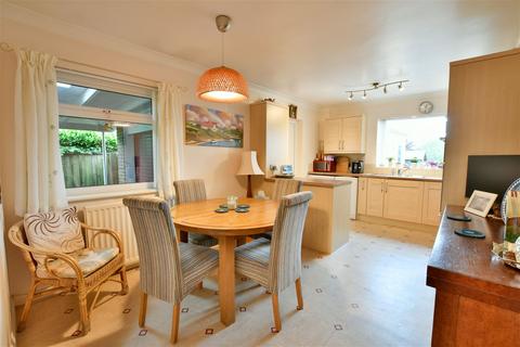 3 bedroom detached bungalow for sale, The Cedars, Whickham