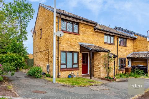 2 bedroom end of terrace house for sale, Alfred Close, Chatham, ME4