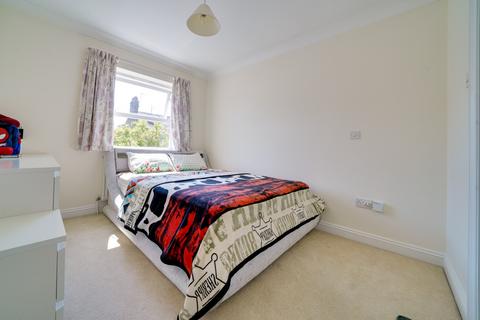 1, Oriel Court Broad Leas, St Ives, PE27 5ZG