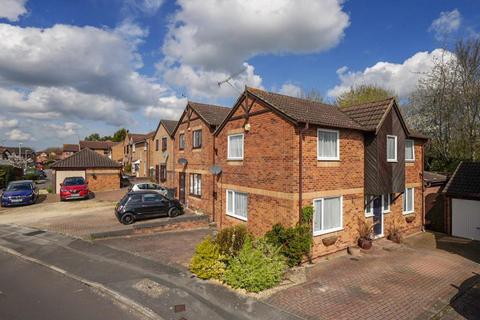 4 bedroom detached house for sale, Swindon,  Wiltshire,  SN2