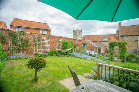 6 Crown Square, Kirkbymoorside, York, YO62 6AY