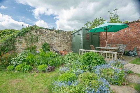 6 Crown Square, Kirkbymoorside, York, YO62 6AY
