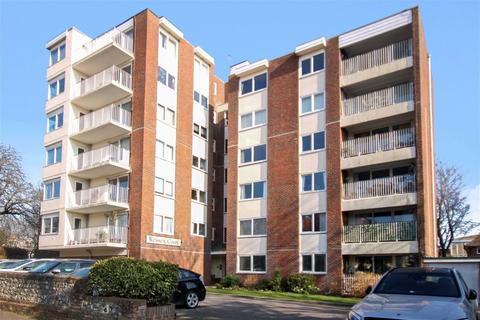 2 bedroom flat for sale, Wessex Court, Tennyson Road, Worthing BN11 4BP