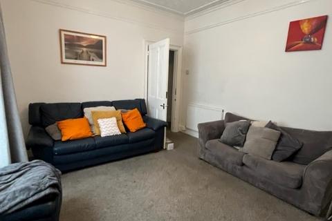 4 bedroom terraced house to rent, Guildford Street, Plymouth PL4