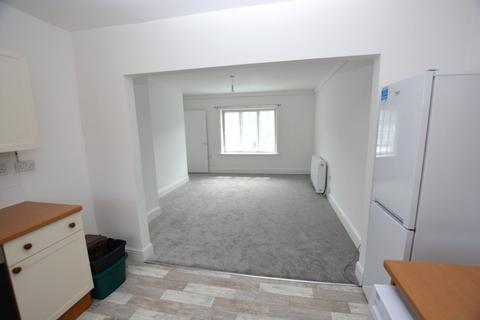 2 bedroom flat to rent, Fore Street, Dulverton, Somerset, TA22