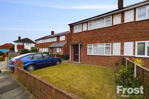 22 Garden Close, Ashford, TW15 1LH