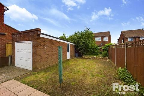 22 Garden Close, Ashford, TW15 1LH