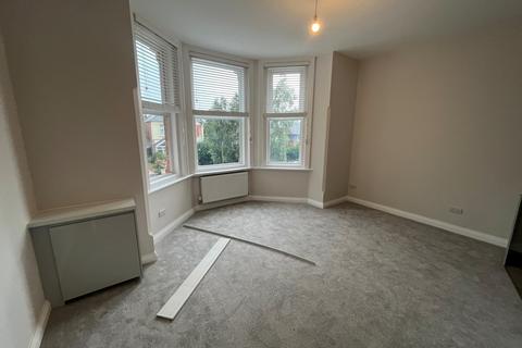 Studio to rent, Southbourne Road, Bournemouth, BH6