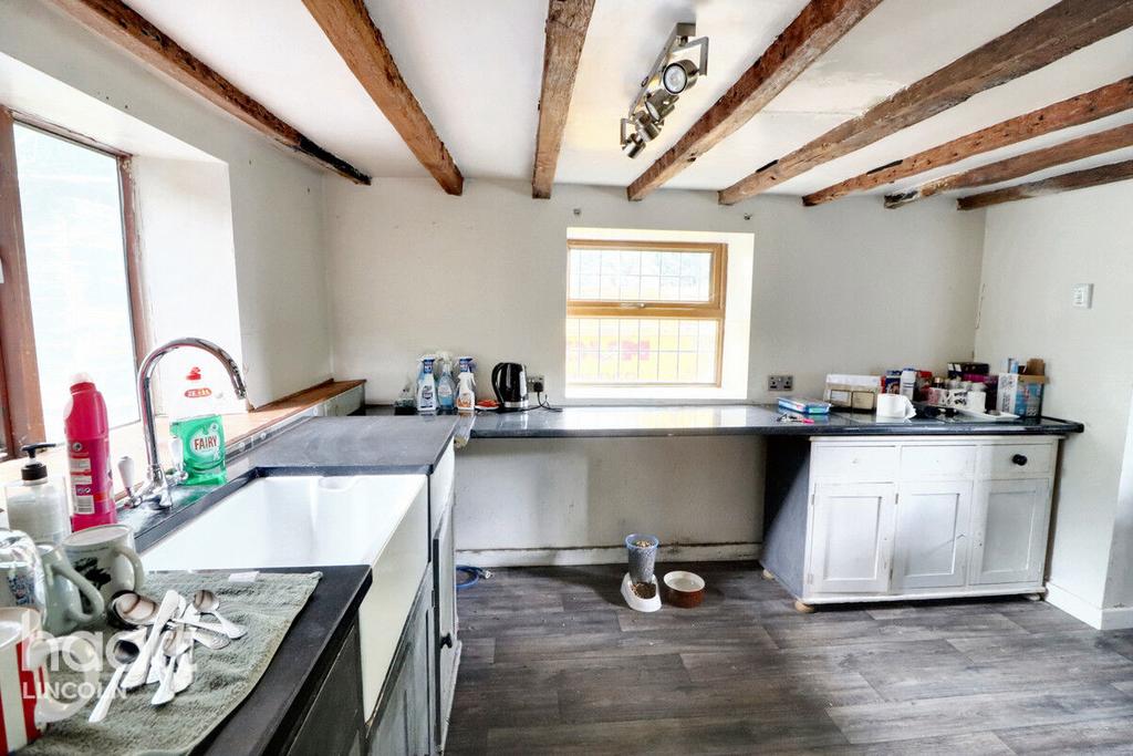 Barlings Lane, Langworth 3 bed detached house for sale £300,000