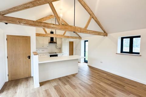 2 bedroom barn conversion to rent, Rackham's Corner, Blundeston, Suffolk.