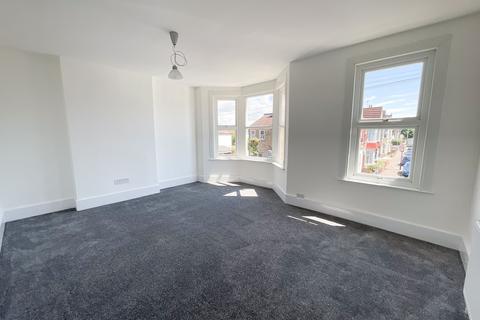 2 bedroom flat for sale, Westcliff-on-Sea SS0