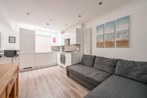 2 bedroom flat to rent, High Road, N22, Turnpike Lane, London, N22