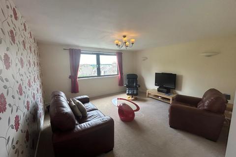 2 bedroom flat to rent, Deer Road, Woodside, Aberdeen, AB24