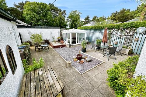 3 bedroom detached bungalow for sale, 4 Rysland Avenue, Newton Mearns