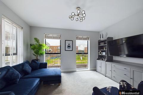 3 bedroom end of terrace house for sale, Studio Way, Borehamwood WD6