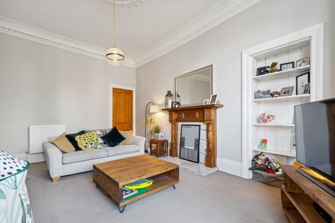 2 bedroom flat for sale, Grantley Gardens, Flat 2/1, Shawlands, Glasgow, G41 3PY