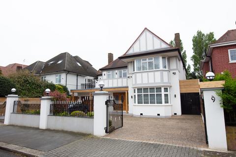 5 bedroom detached house to rent, Manor house drive, NW67DE