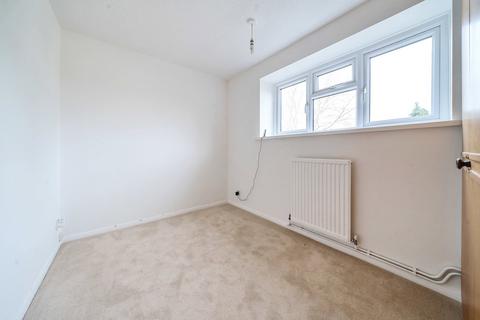 2 bedroom flat for sale, St. Georges Road, Farnham, GU9