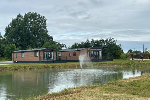 2 bedroom lodge for sale, Nantwich