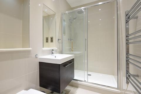 1 bedroom flat to rent, Sundial Court, Barnsbury Lane, Tolworth, KT5