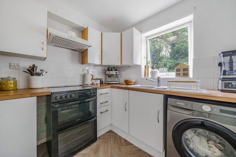 127 Heathdene Drive, Belvedere, DA17 6HY